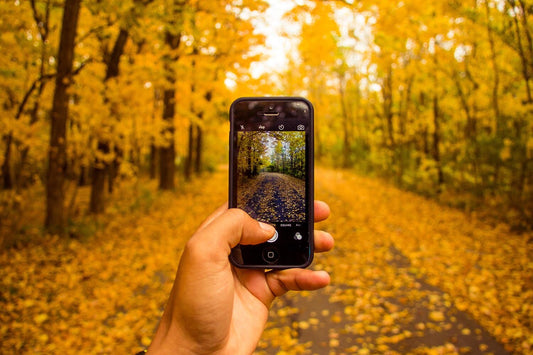 Empowering Your Mobile Photography: Capturing Stunning Shots with iPhone and Samsung, Supported by iSoft Safe, Fast Charging, Durable Cables