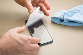 A Comprehensive Guide to Choosing the Perfect Screen Protector for Your Device