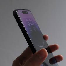 The Ultimate Guide to Edge-to-Edge Screen Protectors: Protecting Your Device with Precision